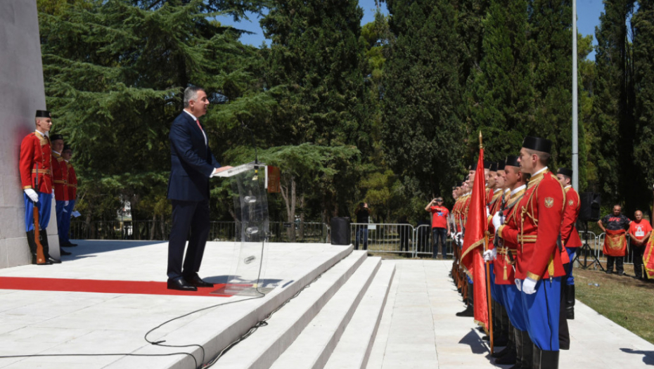 Crna Gora, Milo Đukanović, Crnogorci