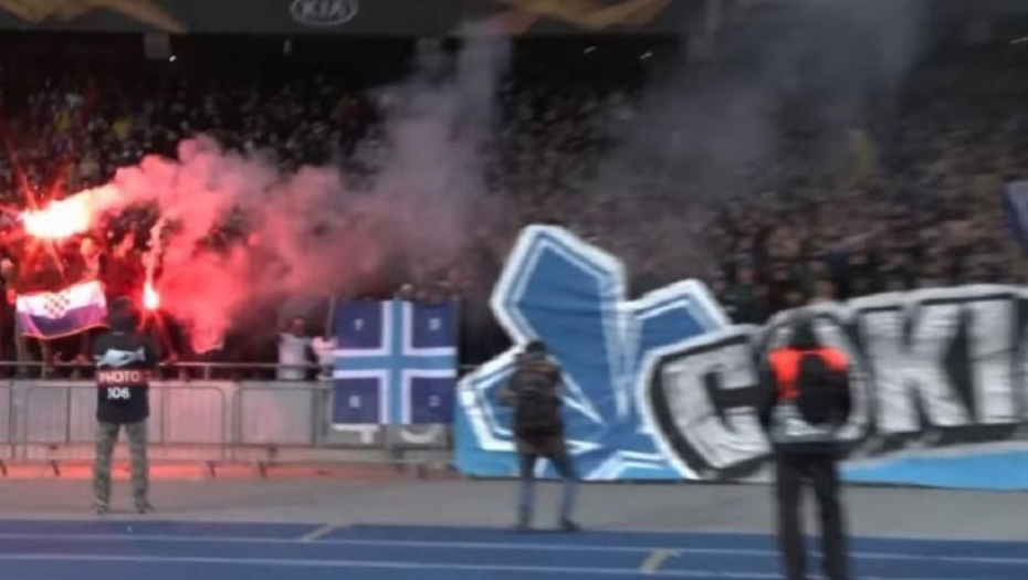 Navijači Dinama iz Kijeva i Bed Blu Bojsi zajedno