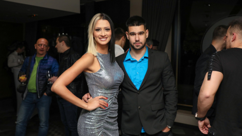 Gabrijela Pejčev i Nikola Mićović