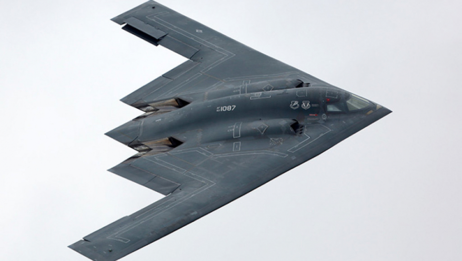 B-2 avion