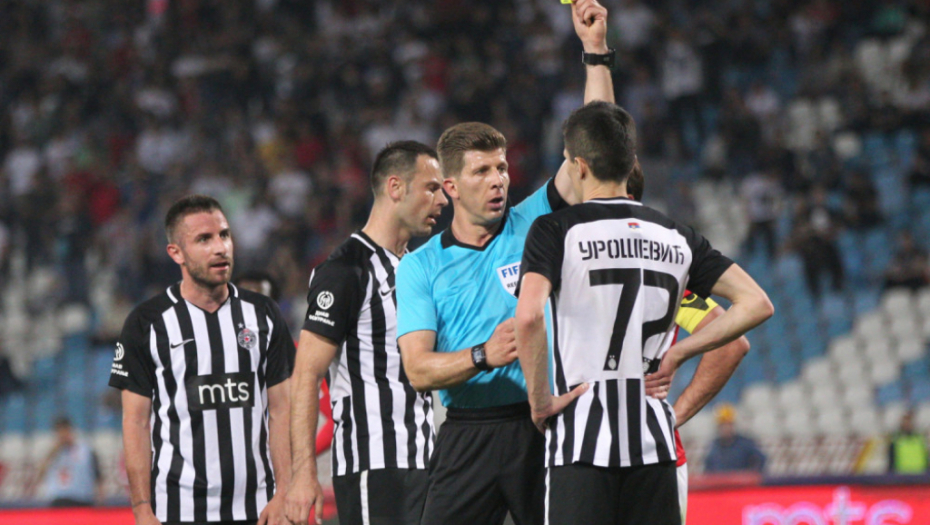 Sudija Novak Simović na večitom derbiju