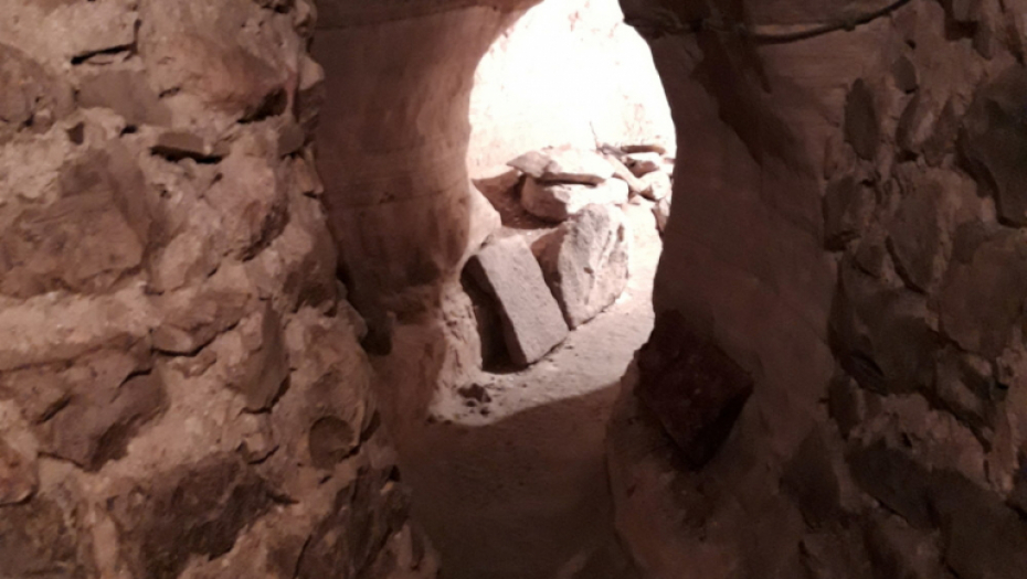 Manastir Krka, Srbi, Dalmacija