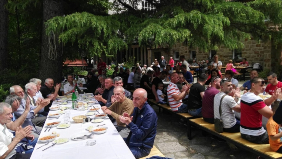 dRUŽENJE POLICAJACA PENZIONERA 