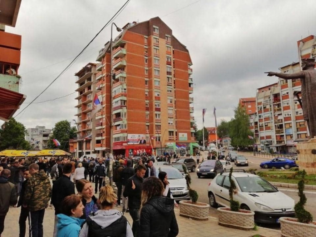 Okupljanje građana, Kosovska Mitrovica 