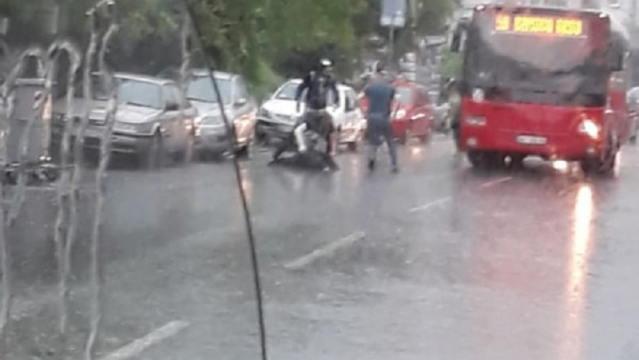 Autobus udario pešaka