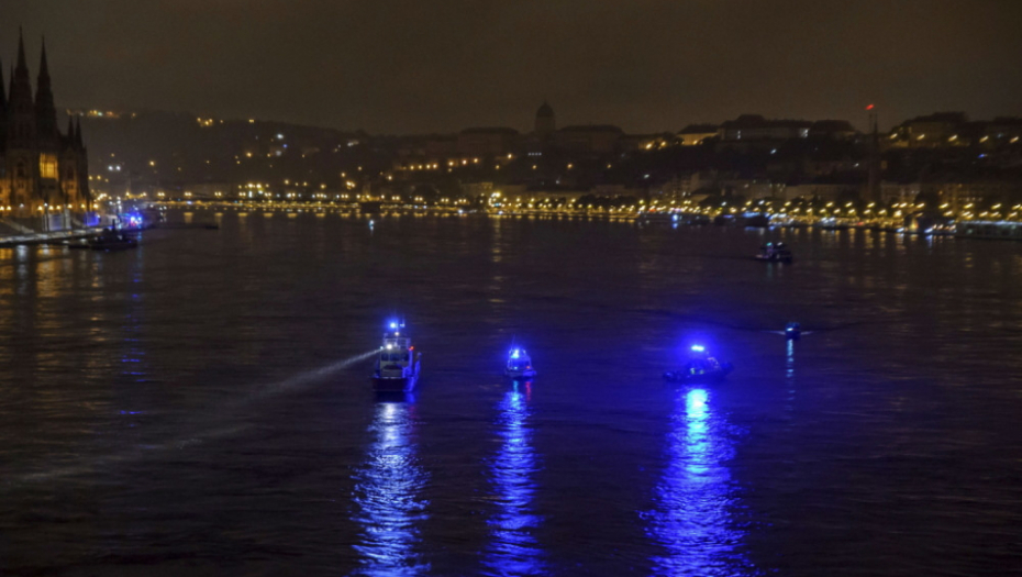 Dunav, sudar, brodovi, Budimpešta, 