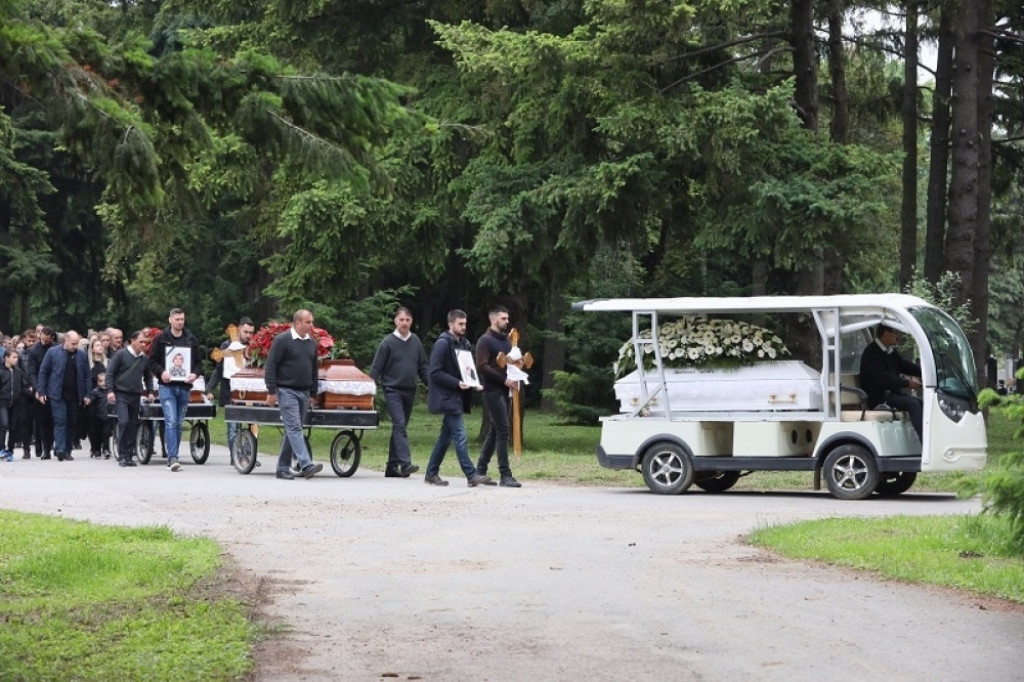 Sahrana u Novom Sadu