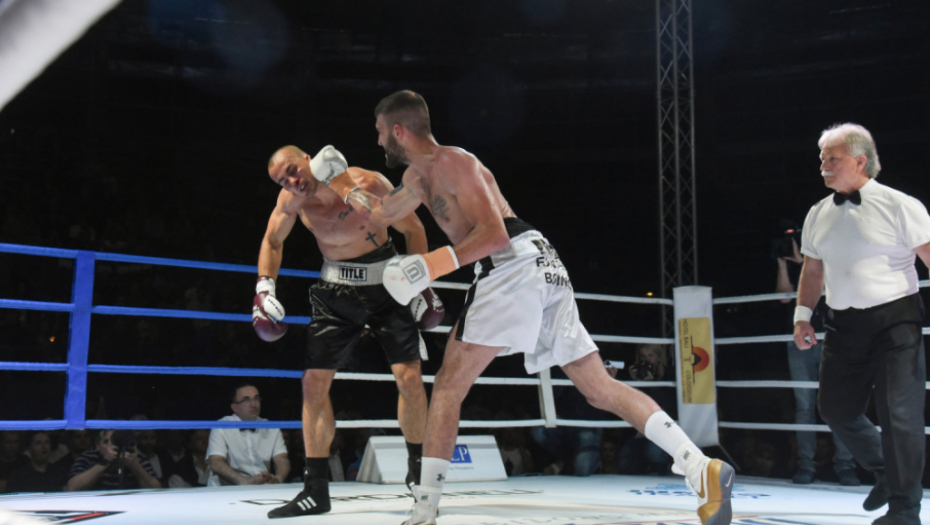 Boks meč Veljko Ražnatović - Petar Mrvalj (Hrvatska)