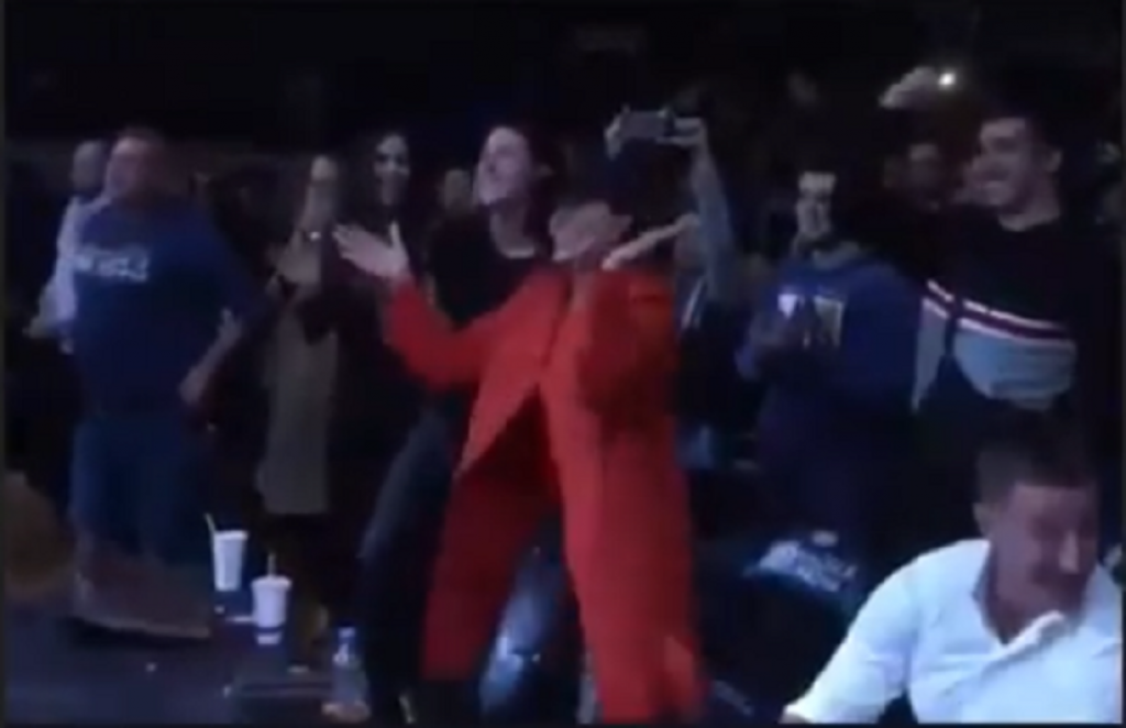 Ceca proslavlja pobedu!