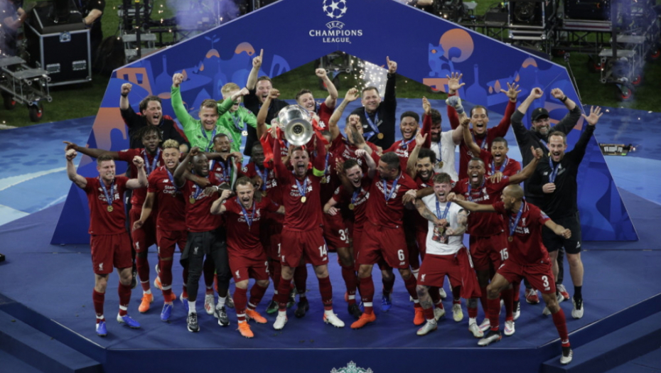 Fudbaleri Liverpula sa peharom Lige šampiona