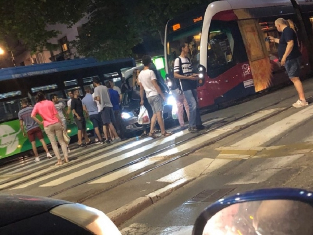 Saobraćajna nezgoda