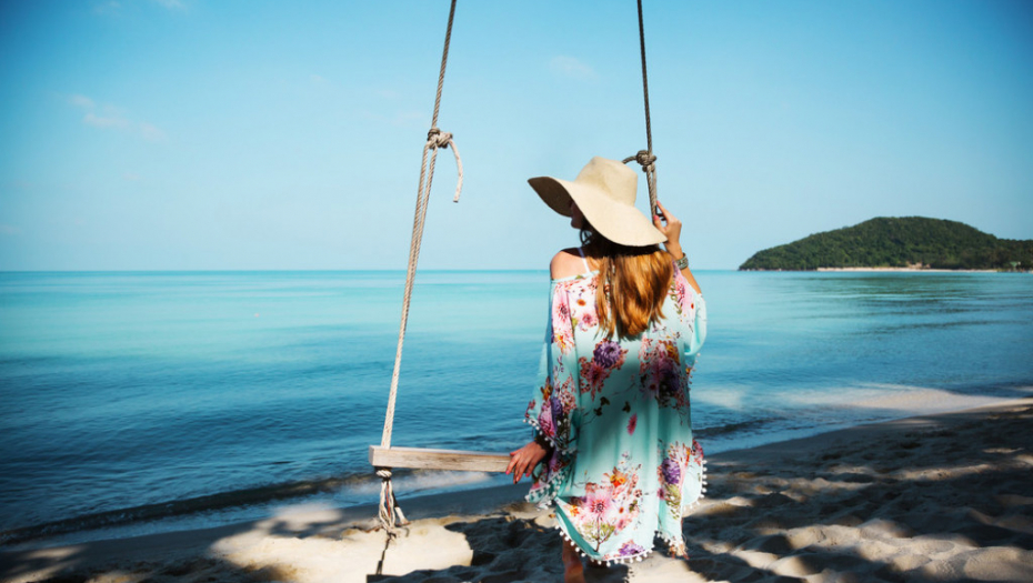 Letovanje, more, žena, moda, šešir