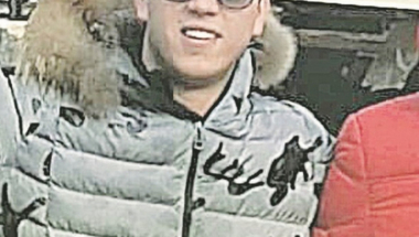 Dragoslav Jovanović Stakleni prvi s leva