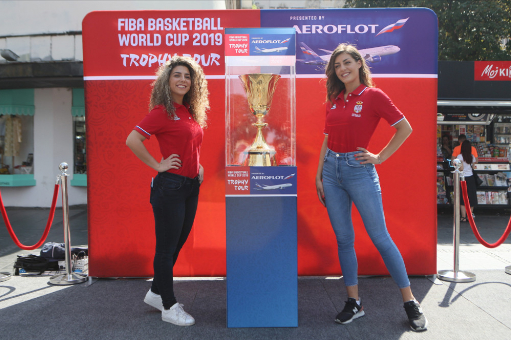 Pehar namenjen svetskom šampionu u košarci je u Beogradu