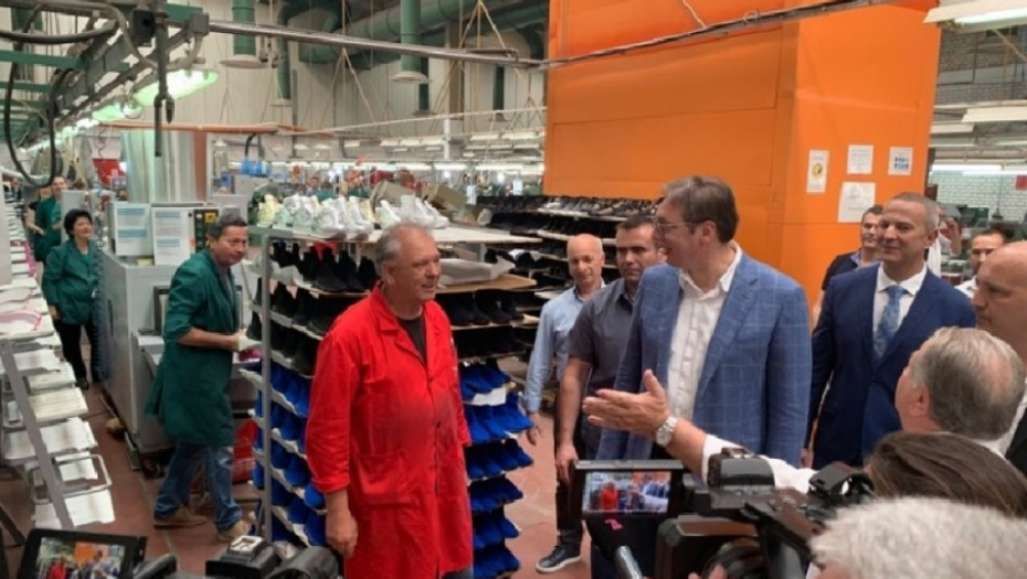 Aleksandar Vučić, poseta, fabrika obuće, Knjaževac