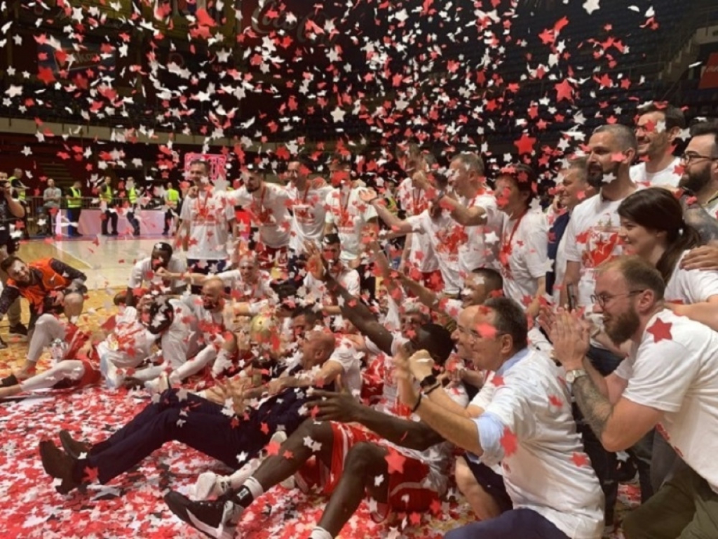 Crvena zvezda titula