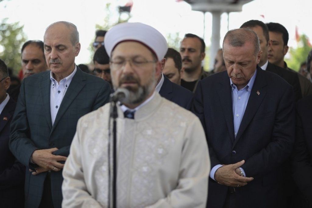 Dženaza za Mohameda Morsija u džamiji u Istanbulu