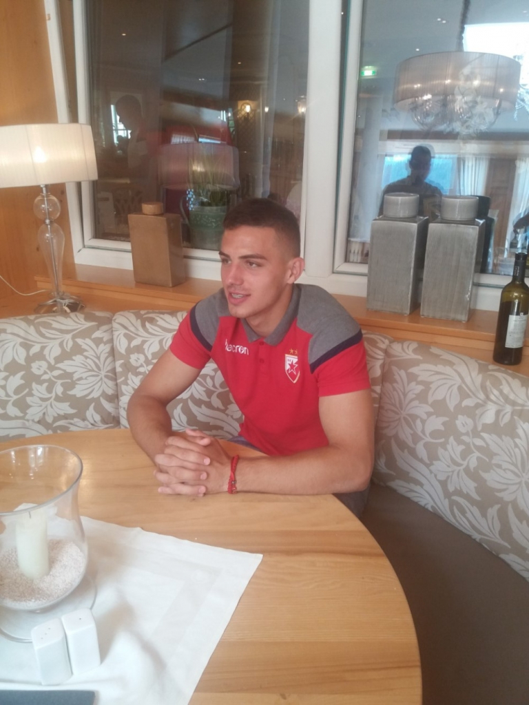 Nikola Krstović, fudbaler Crvene zvezde