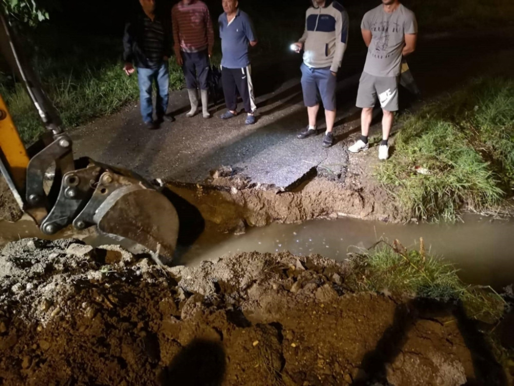 Mehanizacija stigla u Borču