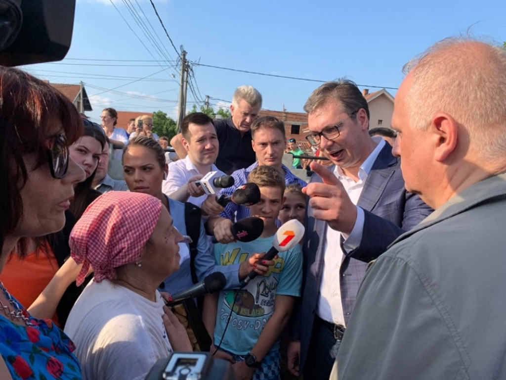 aleksandar vučić, borča, poplava