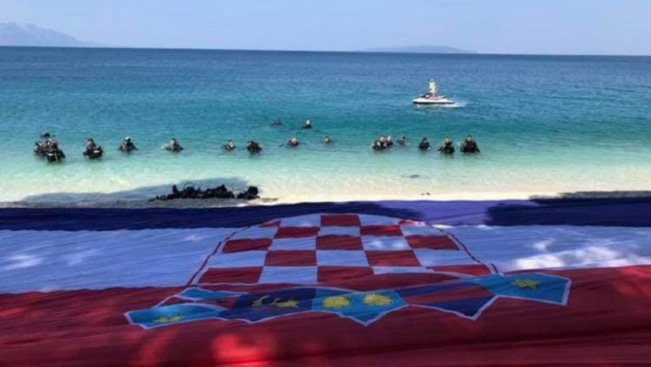 Hrvatska šahovnica u Makarskoj