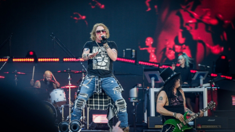 Guns N' Roses, Stiven Adler