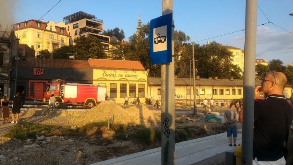 Požar u Karađorđevoj ulici u Beogradu