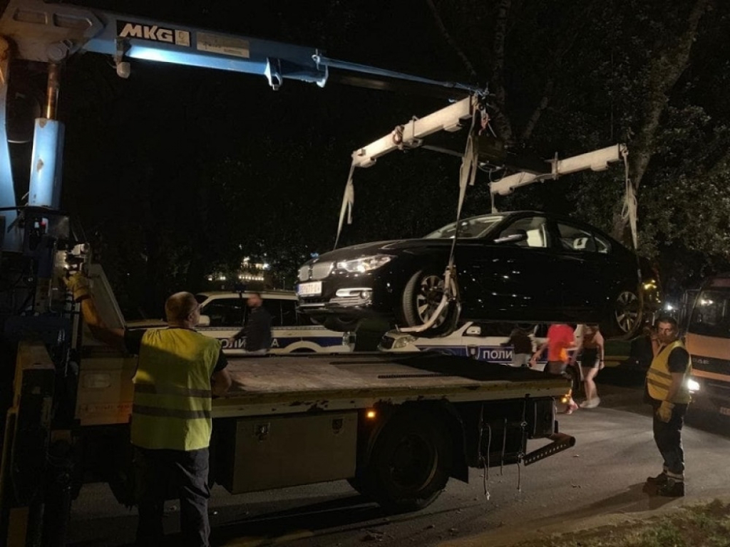 Uklanjanje nepropisno parkiranih vozila