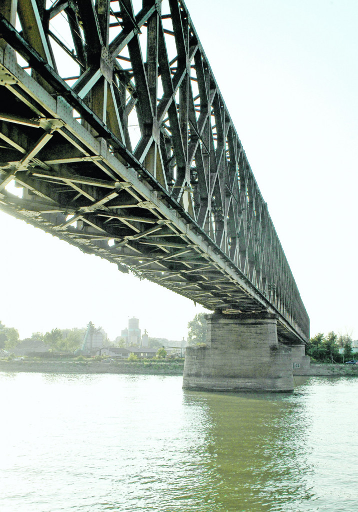 Stari železnički most u Beogradu