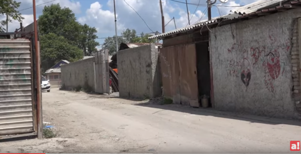 Romi ispod Pančevačkog mosta