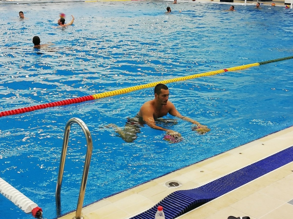 vaterpolisti trening japan