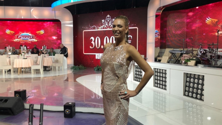 Parovi, finale, Ava Karabatić