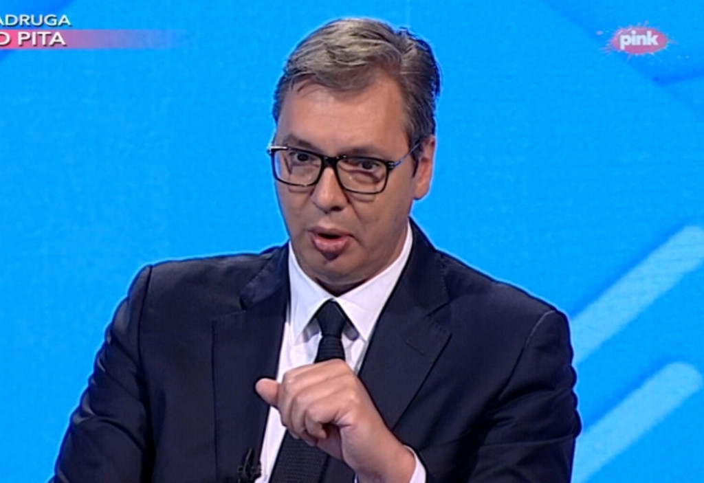 Aleksandar Vučić, Hit TVit