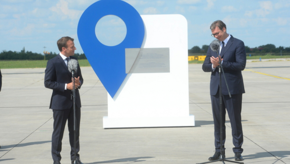 Aleksandar Vučić i Emanuel Makron