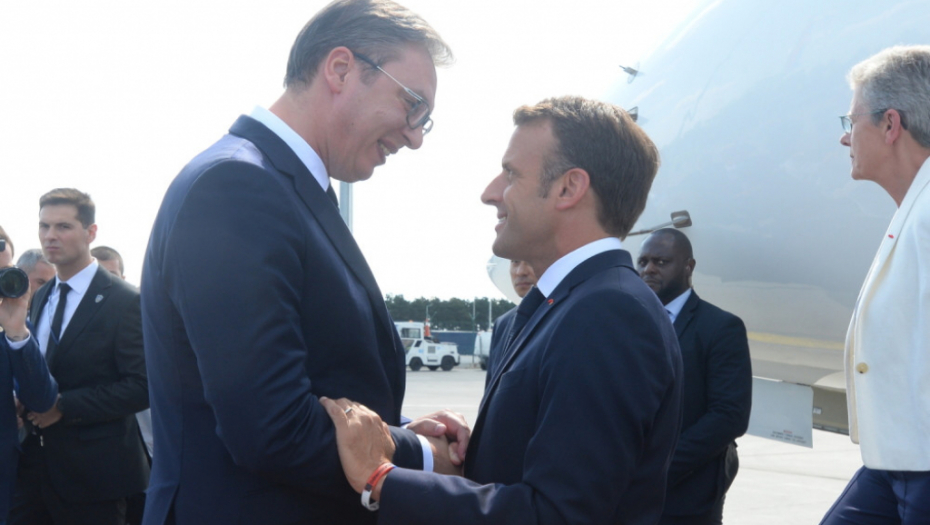 Aleksandar Vučić i Emanuel Makron