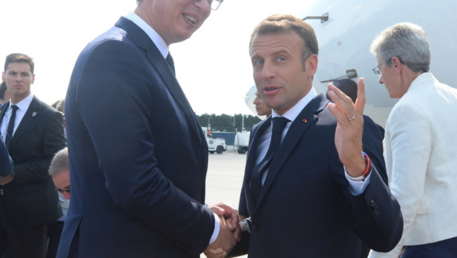 Aleksandar Vučić i Emanuel Makron
