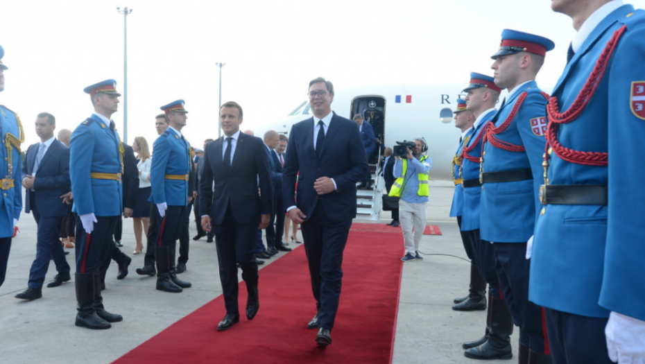 Aleksandar Vučić i Emanuel Makron