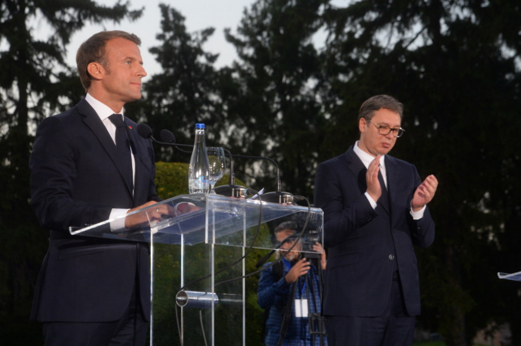 Aleksandar Vučić, Emanuel Makron