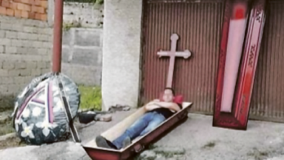 Boranin sam sebe sahranio