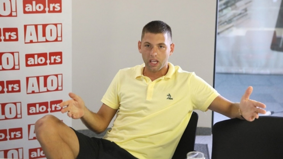 Filip Krajinović u redakciji &quot;Alo&quot;