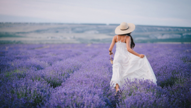 Devojka, žena, polje, ljubav, tuga