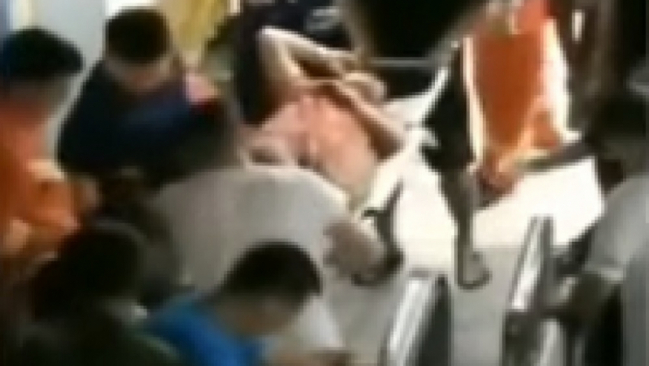 Nesreća na pokretnim stepenicama