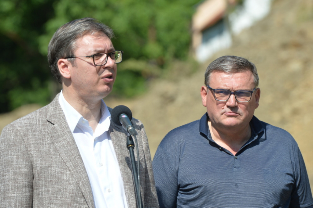 Aleksandar Vučić, Zoran Drobnjak