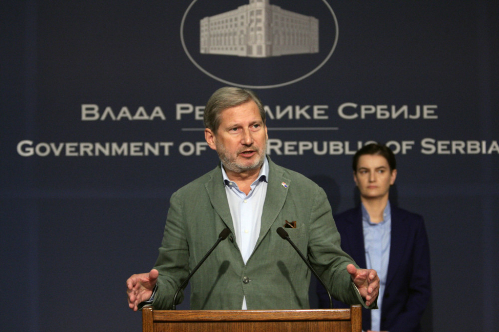 Ana Brnabić, Johanes Han