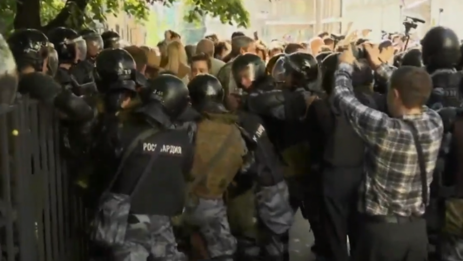 rusija, policija, protest