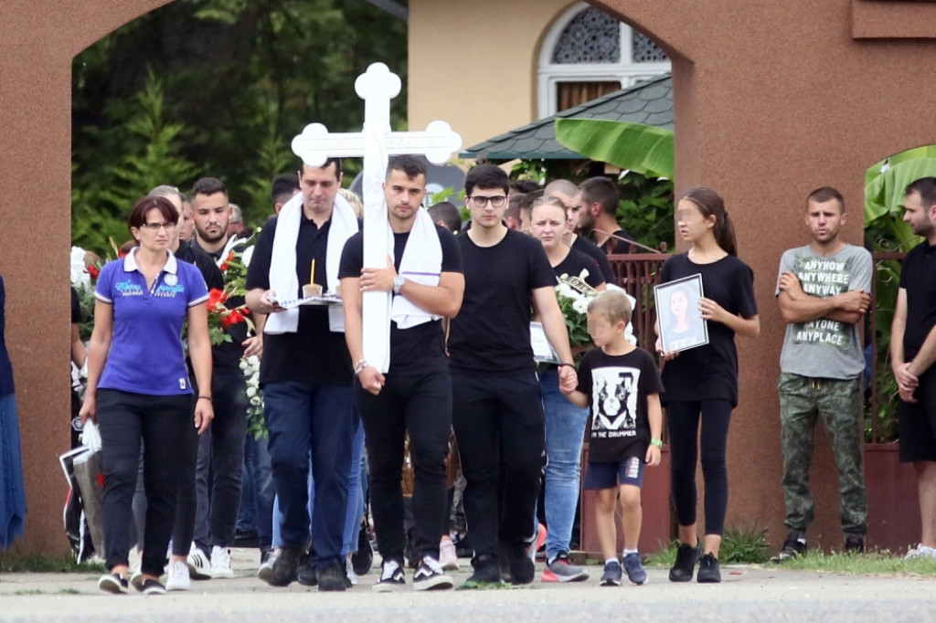 Sara Lolić, Šabac, sahrana