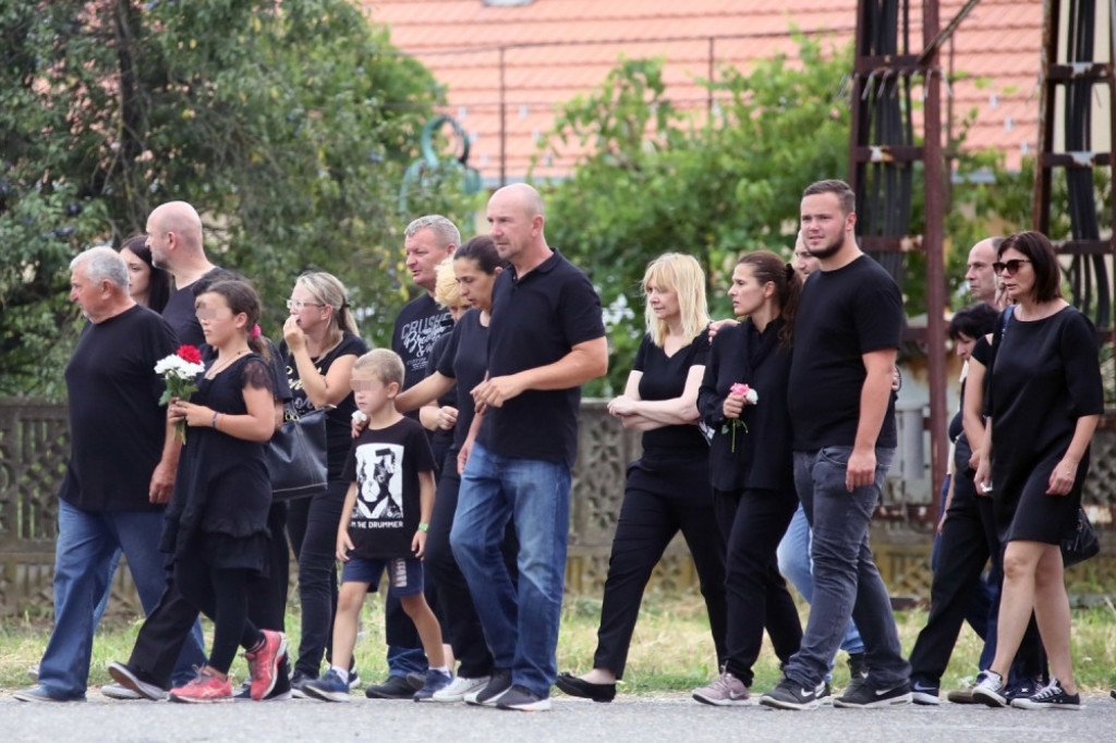 Sara Lolić, Šabac, sahrana