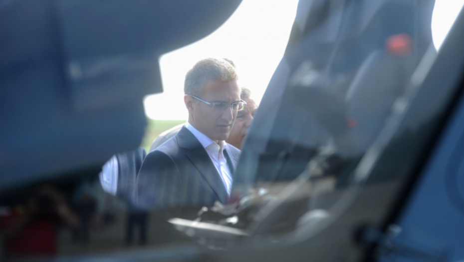 Helikopter, Nebojša Stefanović