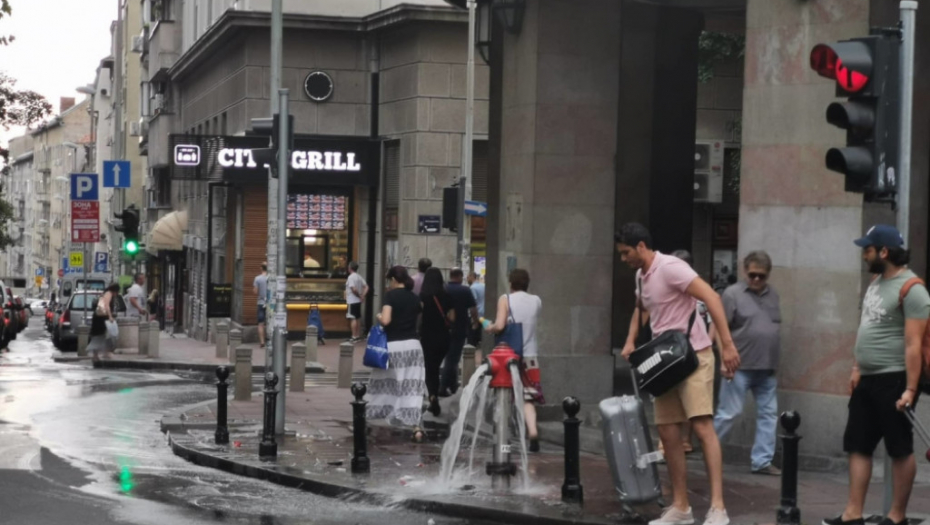 Pukla cev u Svetgorske i Cetinjske