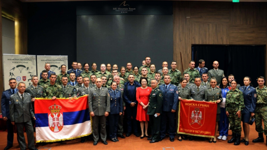 Grupna fotografija Vojske Srbije